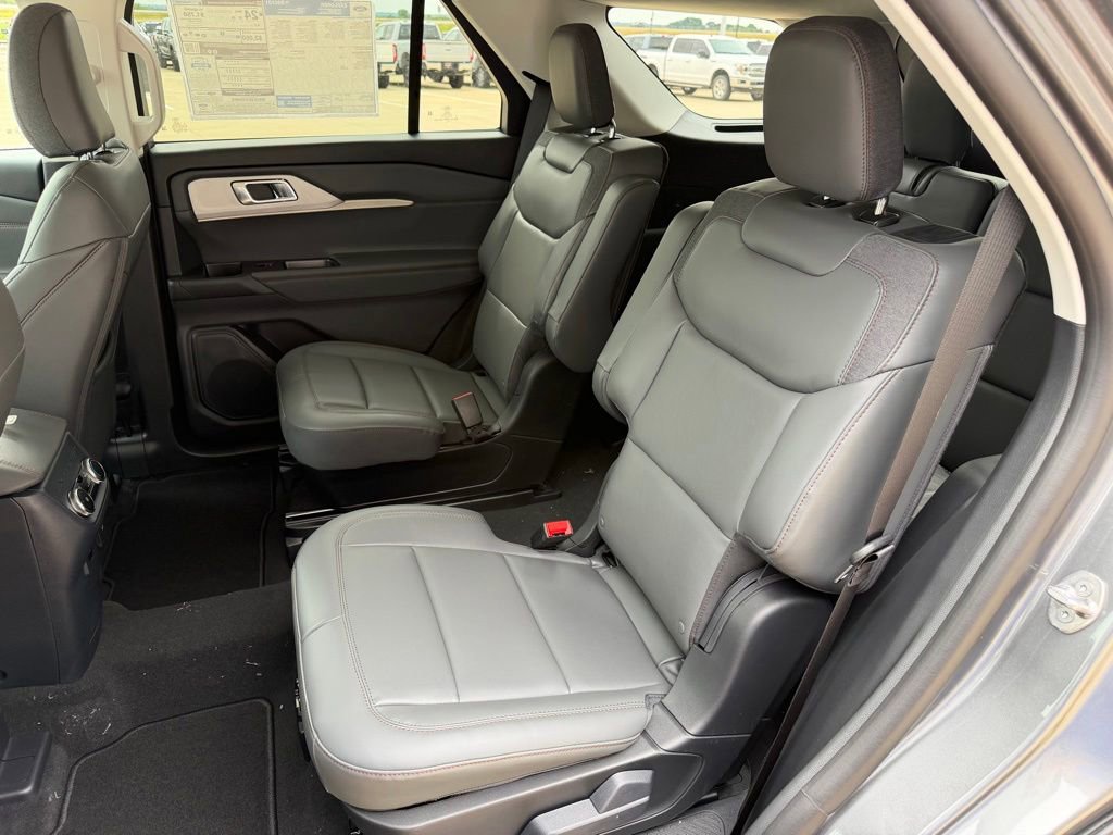 New 2026 Ford Explorer Active w/ Active Comfort Package RWD image 14