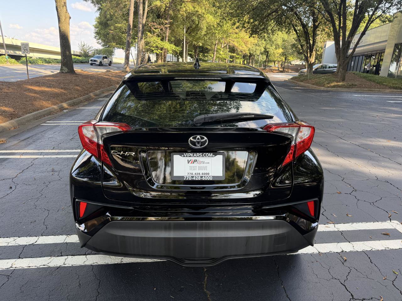 Used 2019 Toyota C-HR LE FWD image 6