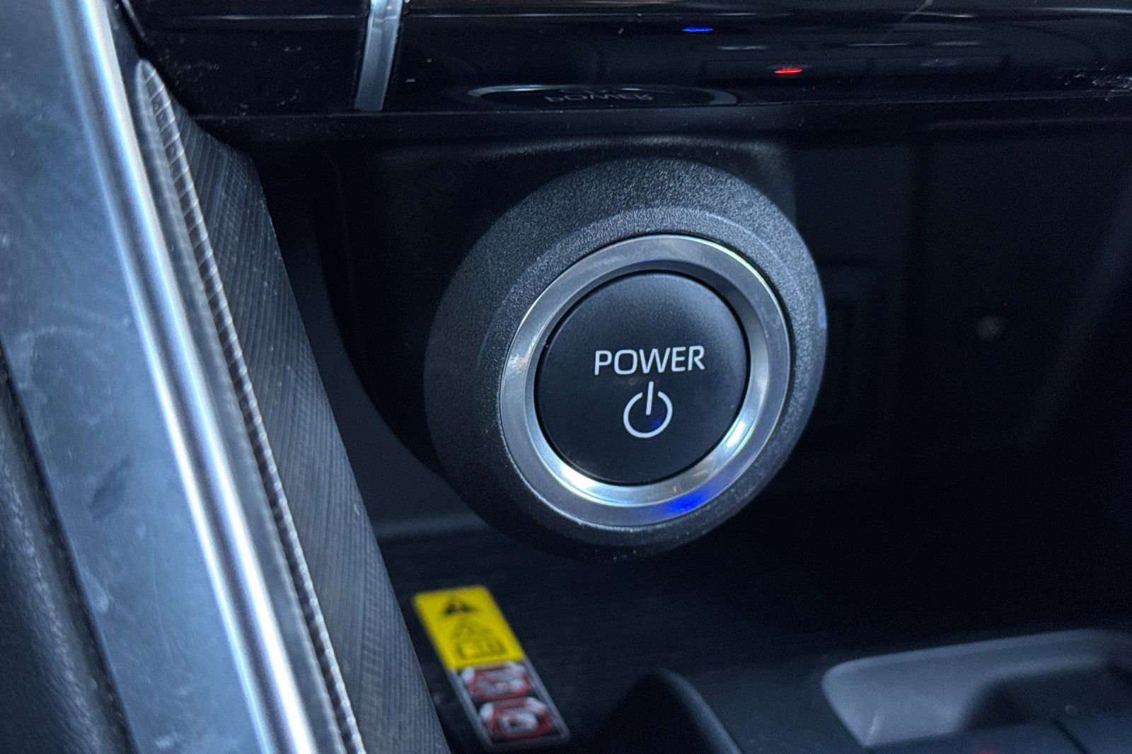 Used 2024 Toyota Venza Limited AWD/4WD image 23