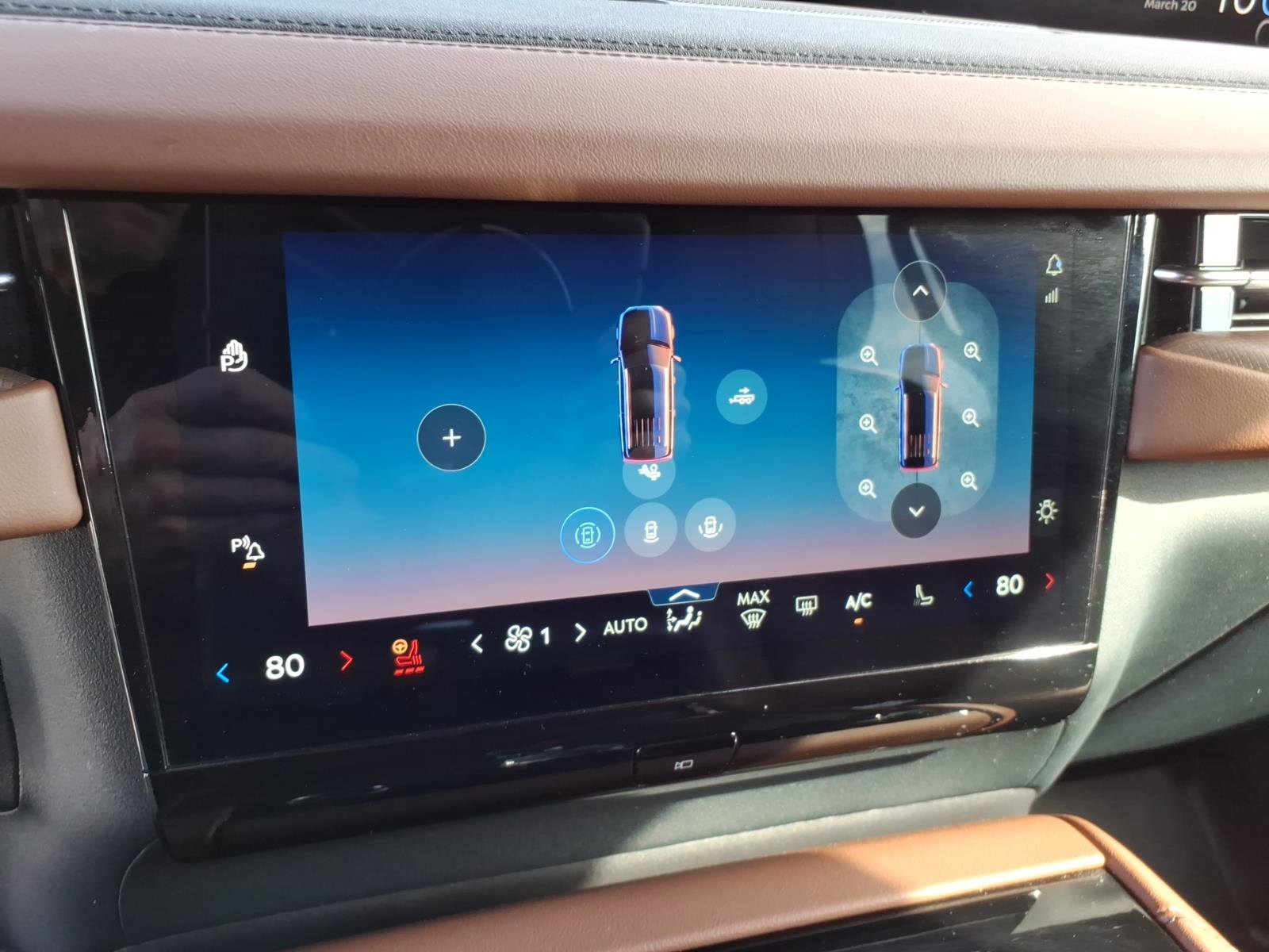 Used 2025 Lincoln Navigator L Reserve image 21