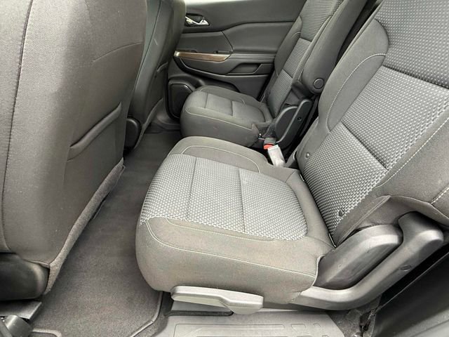 Used 2021 GMC Acadia SLE w/ Driver Convenience Package image 17