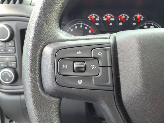 Used 2025 Chevrolet Silverado 1500 Custom image 15