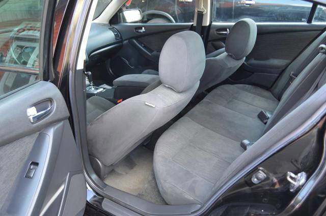 Used 2010 Nissan Altima 2.5 S FWD image 39