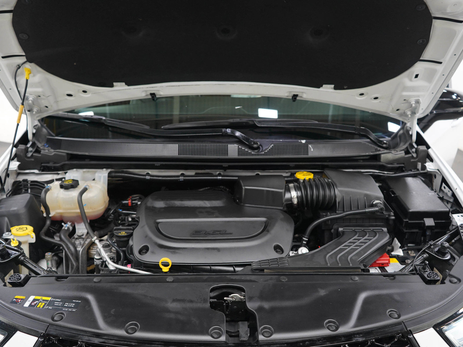 Used 2025 Chrysler Pacifica Limited FWD image 30