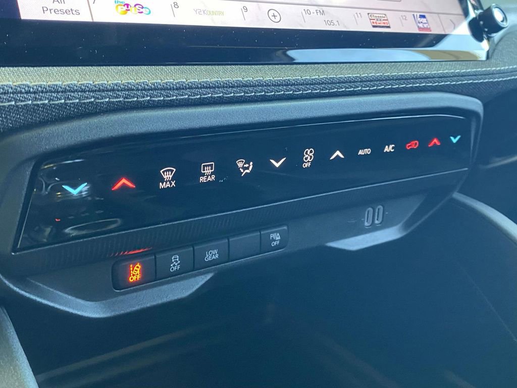 New 2026 Jeep Cherokee Laredo AWD/4WD image 23
