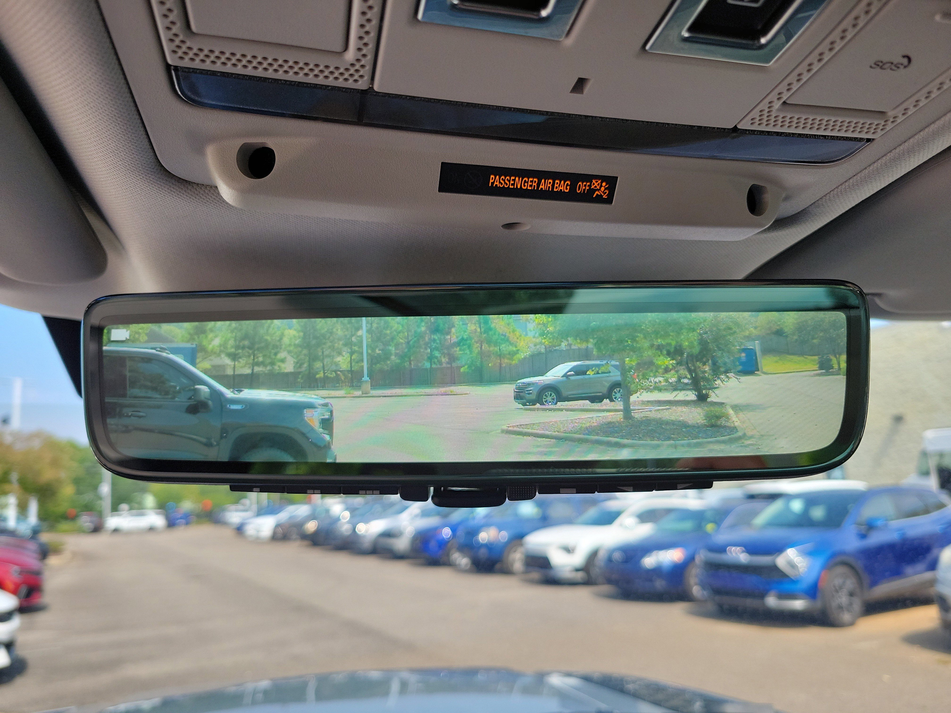 Used 2020 Land Rover Defender 110 First Edition image 20