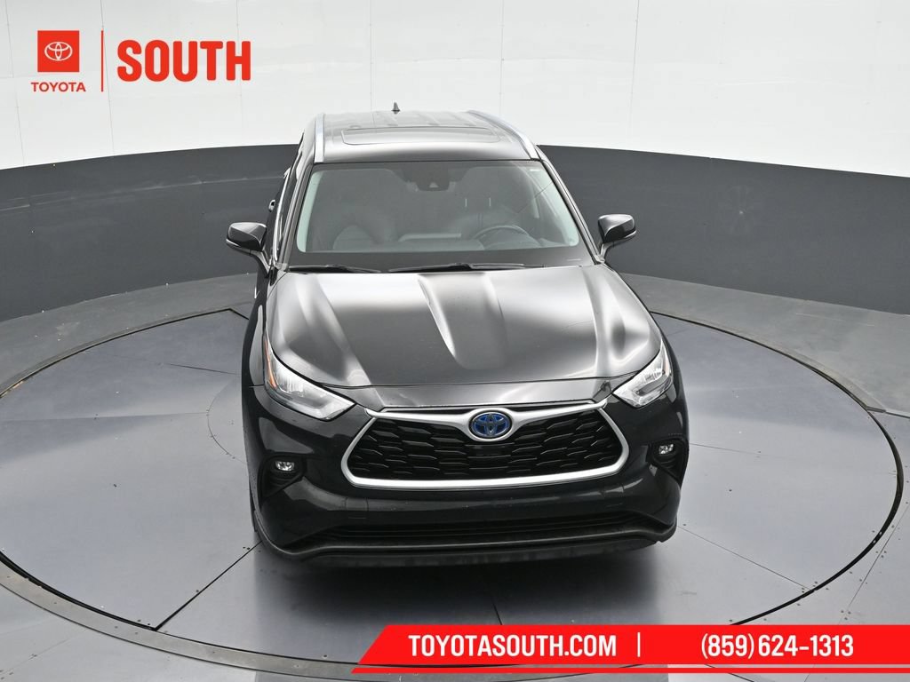 Used 2020 Toyota Highlander XLE AWD/4WD image 53