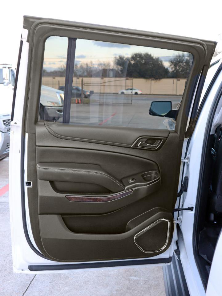 Used 2020 Chevrolet Suburban LT image 26