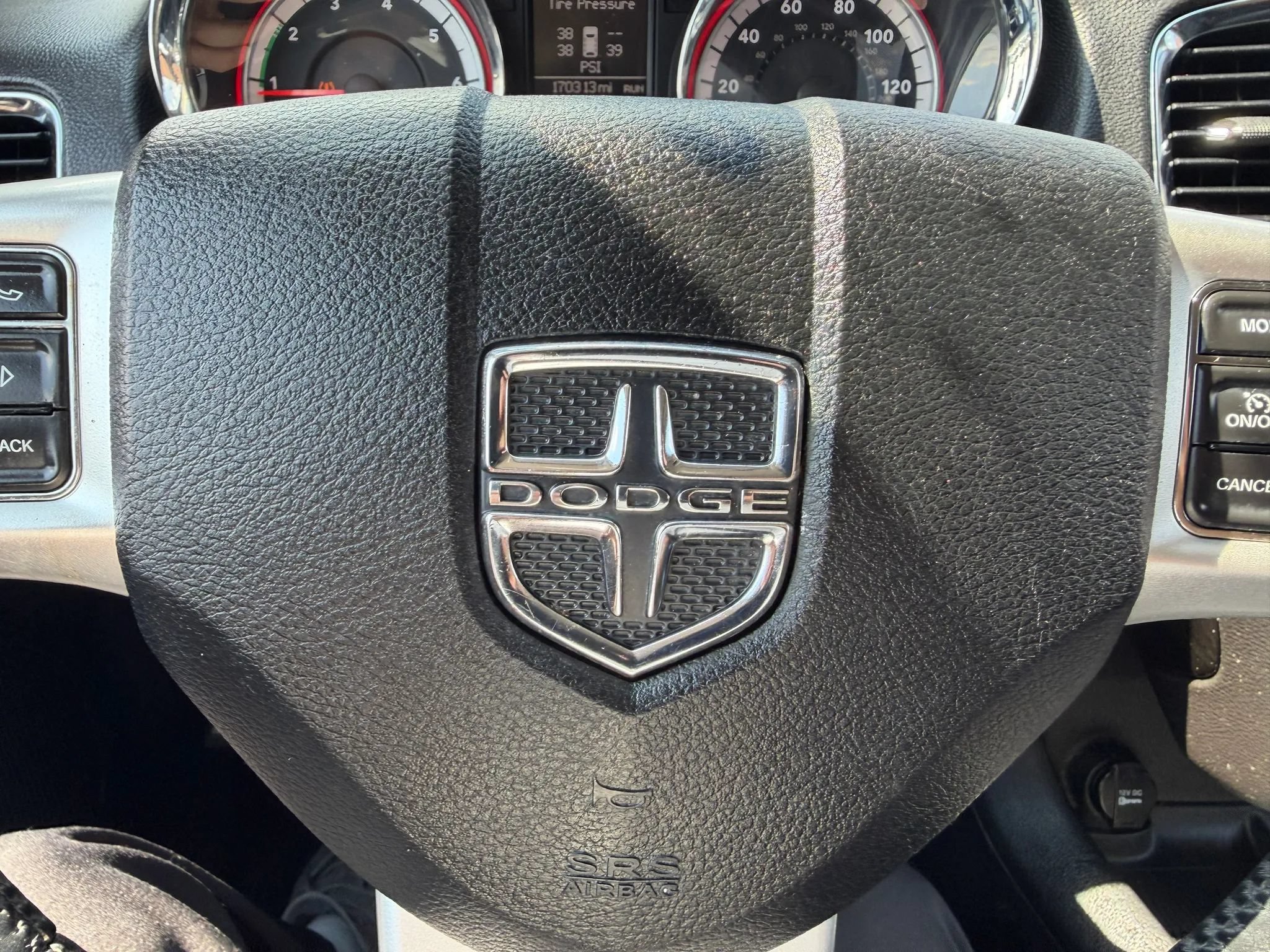 Used 2013 Dodge Durango Citadel w/ Technology Group AWD/4WD image 31