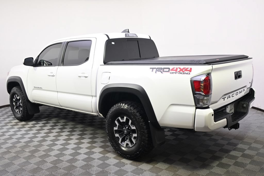 Used 2023 Toyota Tacoma TRD Off-Road w/ TRD Premium Off Road Package AWD/4WD image 3
