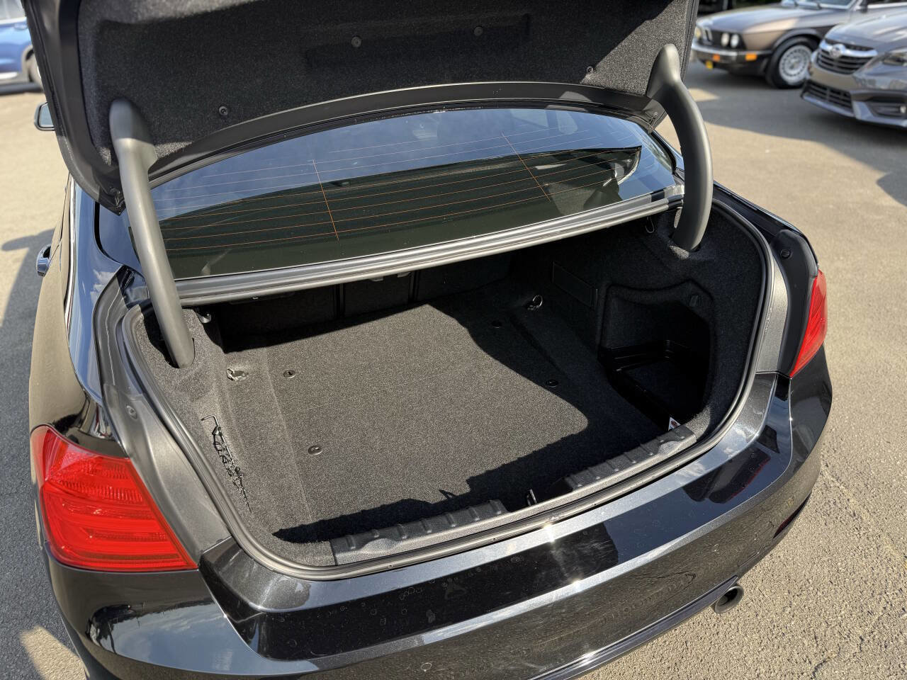 Used 2012 BMW 335i Sedan RWD image 18