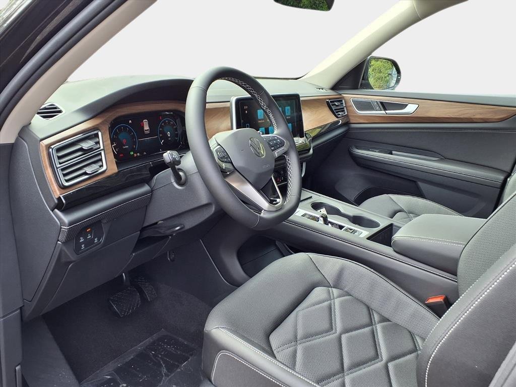 New 2026 Volkswagen Atlas SE image 10