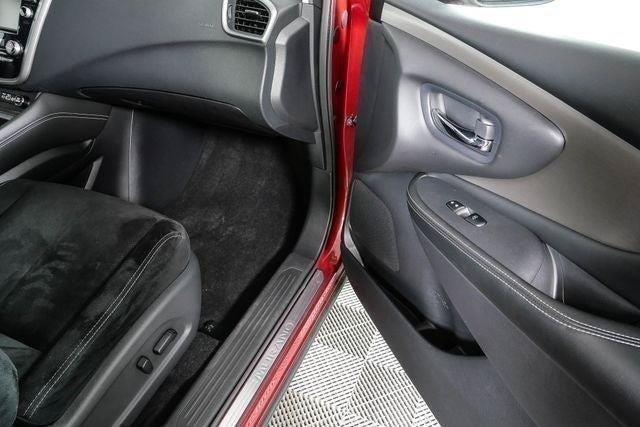 Used 2020 Nissan Murano SV FWD image 23