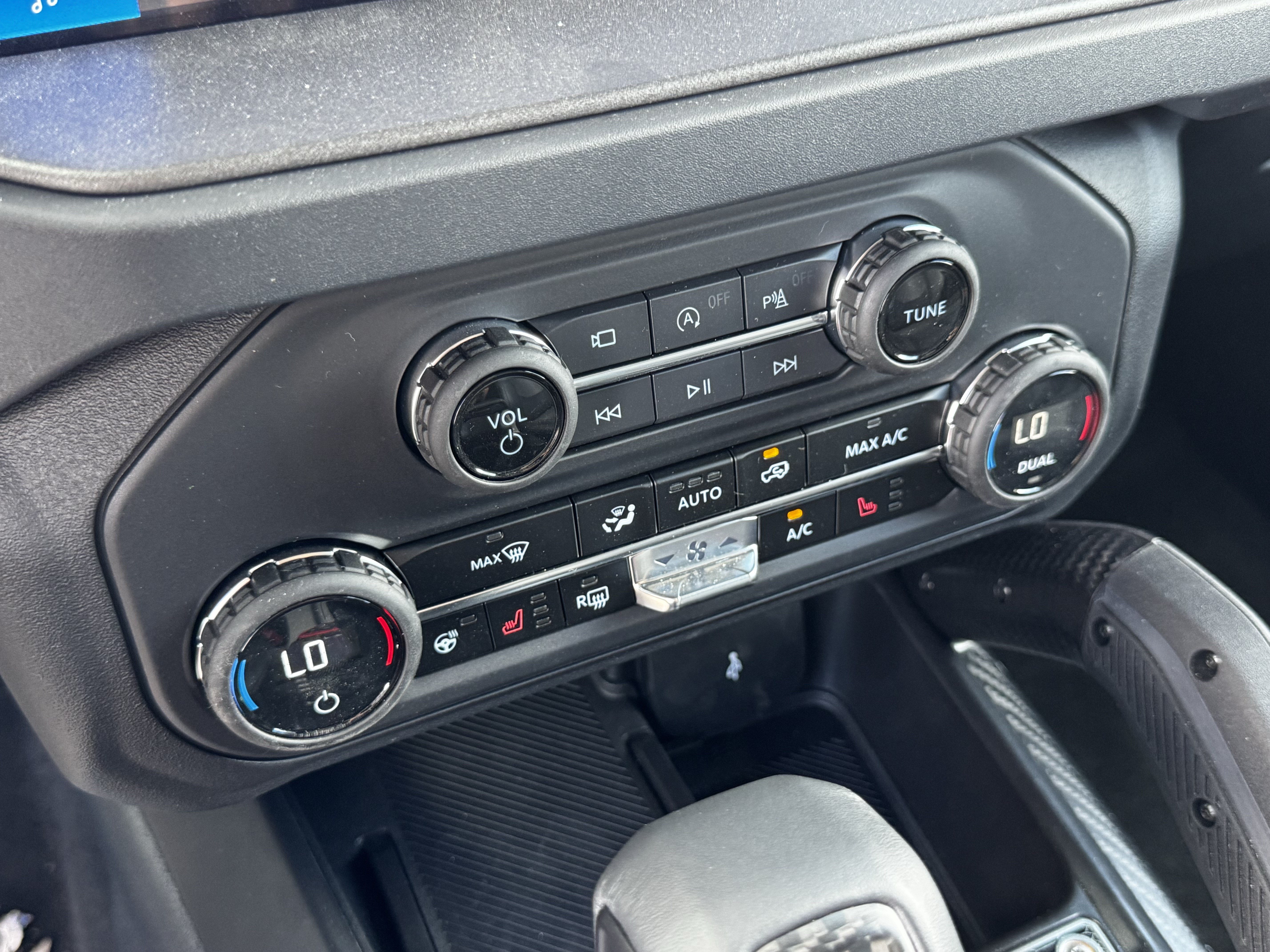 New 2026 Ford Bronco Raptor AWD/4WD image 15
