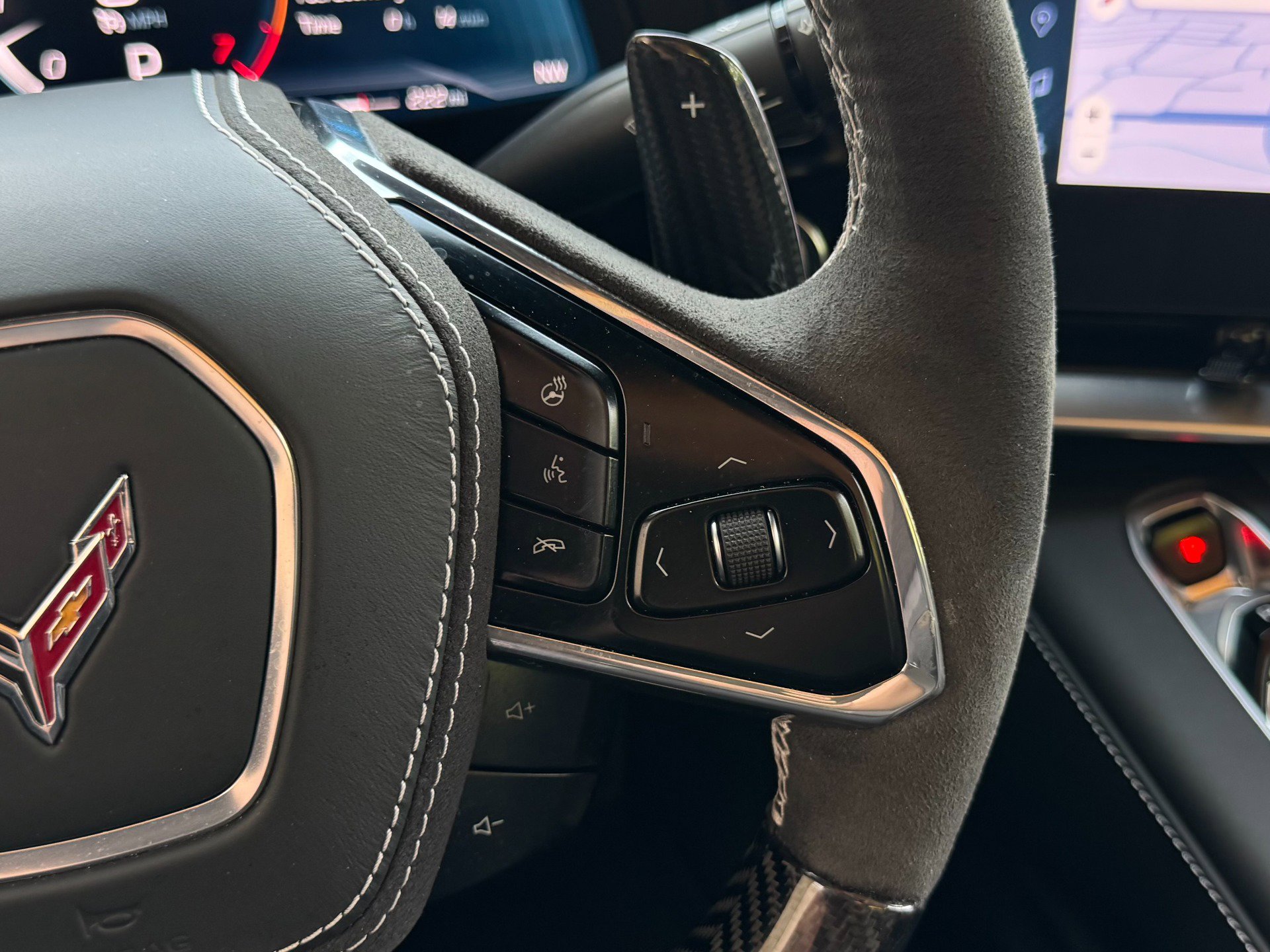 Used 2025 Chevrolet Corvette E-Ray w/ Battery Protection Package image 48