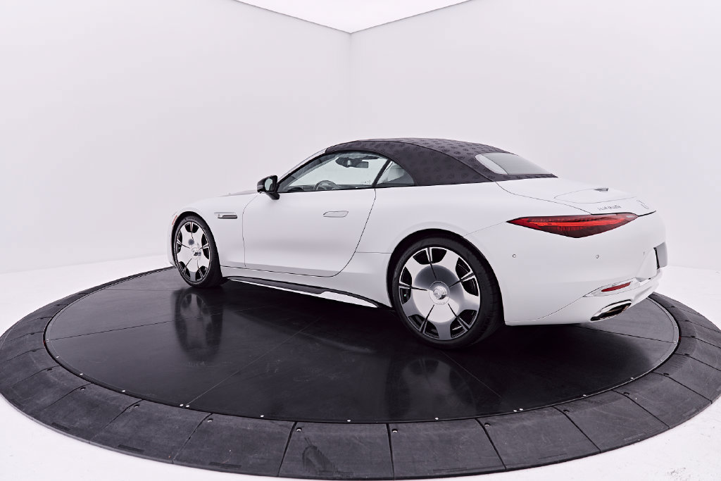 Used 2026 Mercedes-Benz Maybach SL 680 image 15