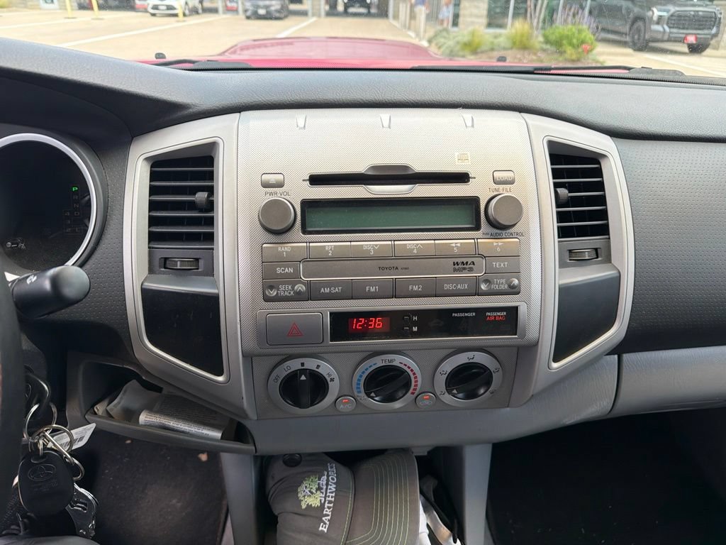 Used 2009 Toyota Tacoma PreRunner RWD image 4