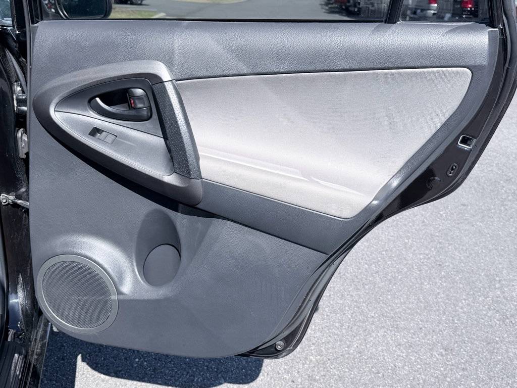 Used 2012 Toyota RAV4 FWD w/ Value Pkg image 28