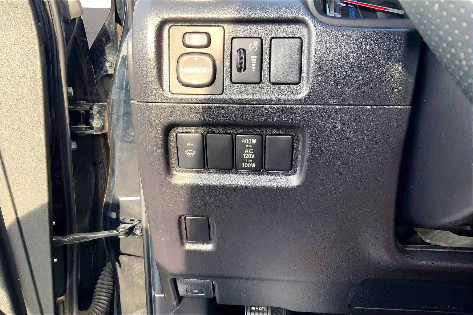 Used 2016 Toyota 4Runner SR5 Premium AWD/4WD image 36