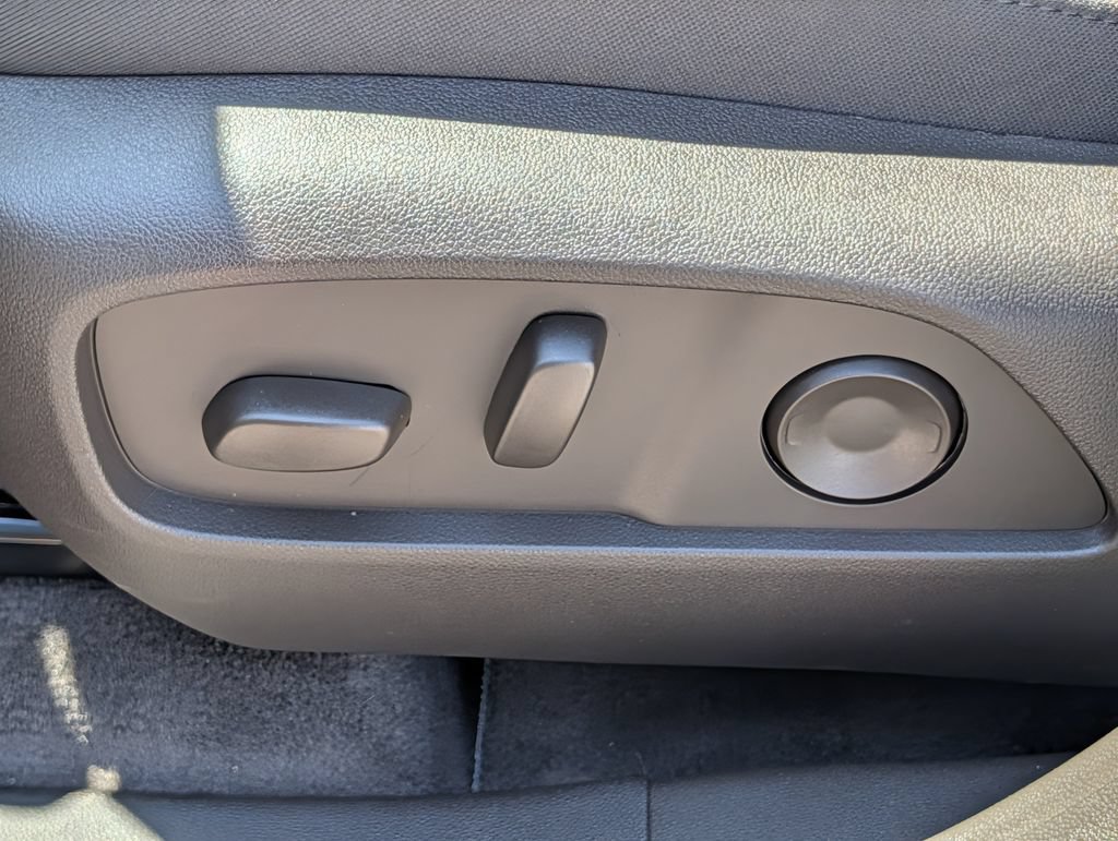 New 2027 GMC Terrain Denali w/ LPO, Floor Liner Package AWD/4WD image 22