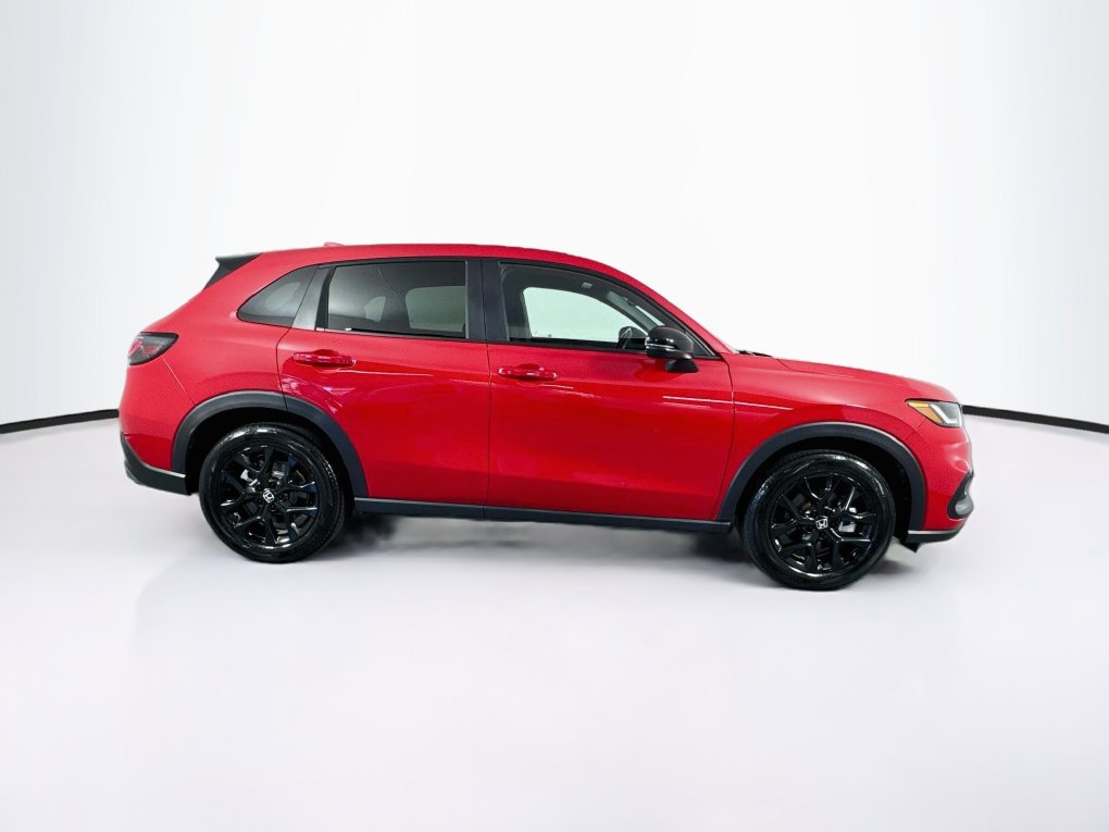 Used 2025 Honda HR-V Sport image 11