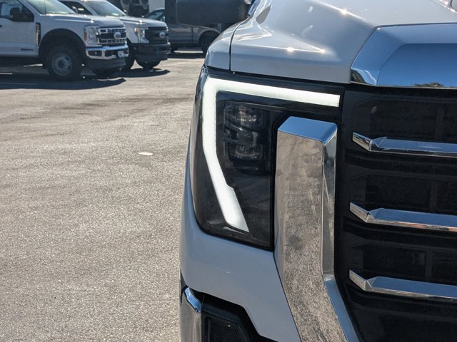 Used 2024 GMC Sierra 2500 SLE w/ SLE Value Package; image 11
