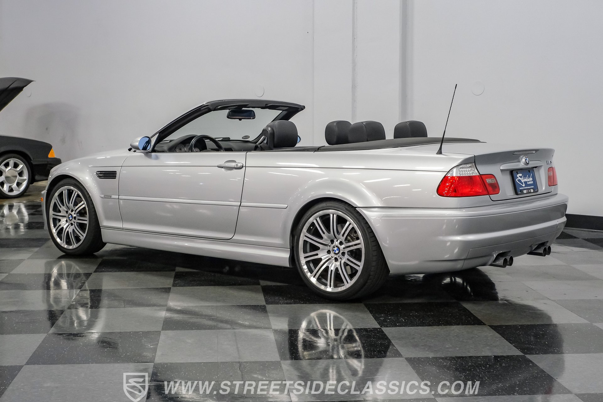 Used 2004 BMW M3 Convertible RWD image 8