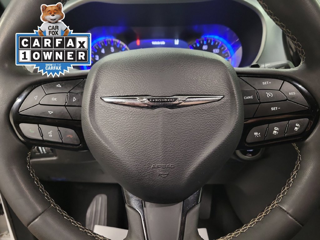 Used 2023 Chrysler Pacifica Touring FWD image 24