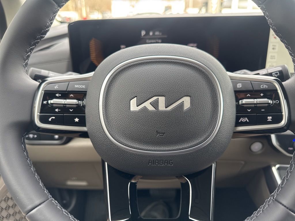 New 2026 Kia Carnival EX image 8