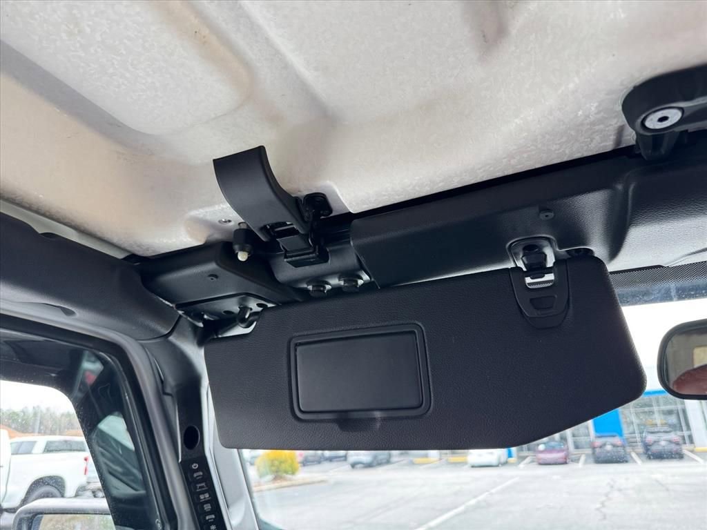 Used 2018 Jeep Wrangler Unlimited Sahara w/ Cold Weather Group image 24