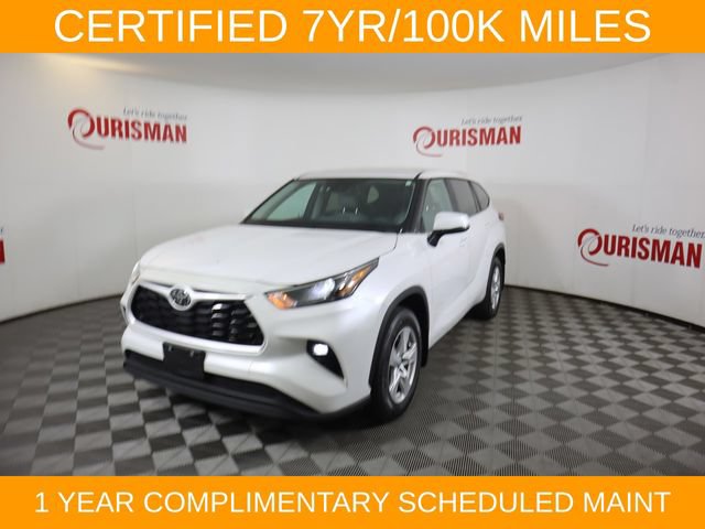 Used 2023 Toyota Highlander LE AWD/4WD image 3