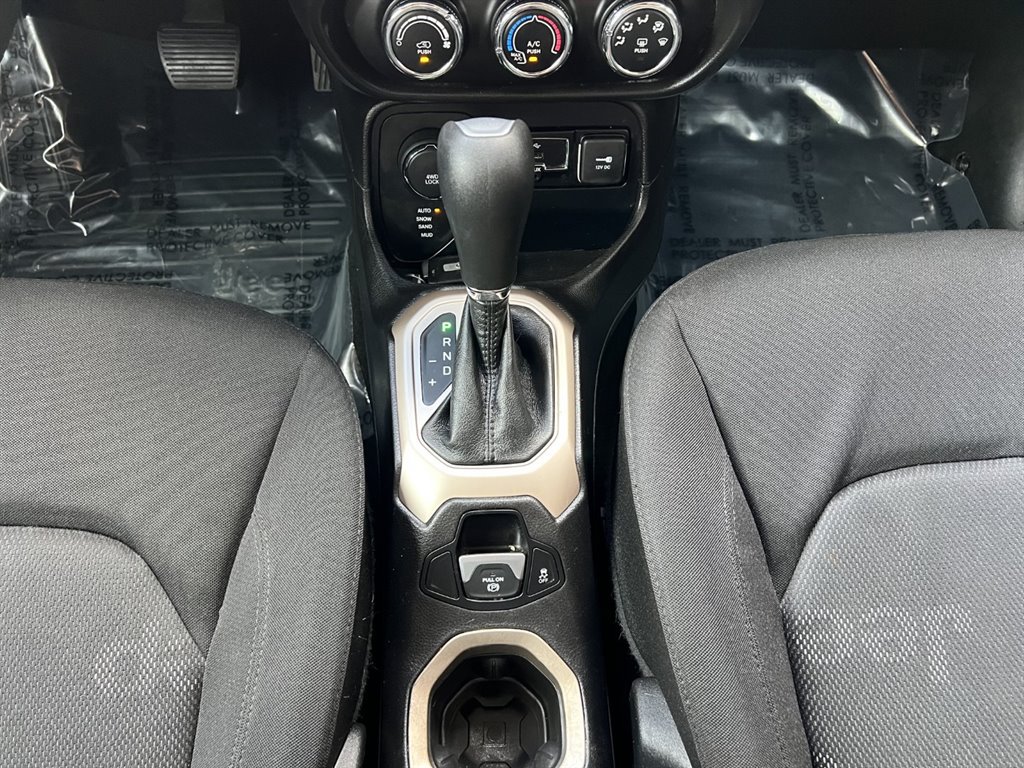 Used 2017 Jeep Renegade Sport w/ Power & Air Group AWD/4WD image 25