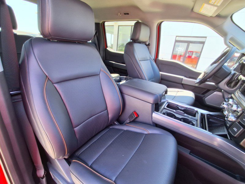 New 2025 Ford F250 Lariat w/ Chrome Package image 21