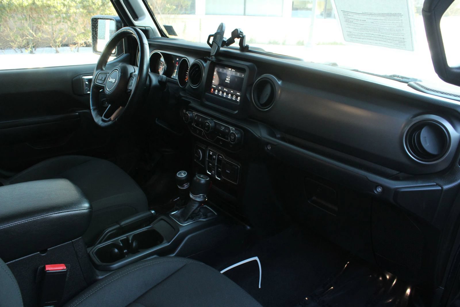 Used 2021 Jeep Gladiator Sport AWD/4WD image 20