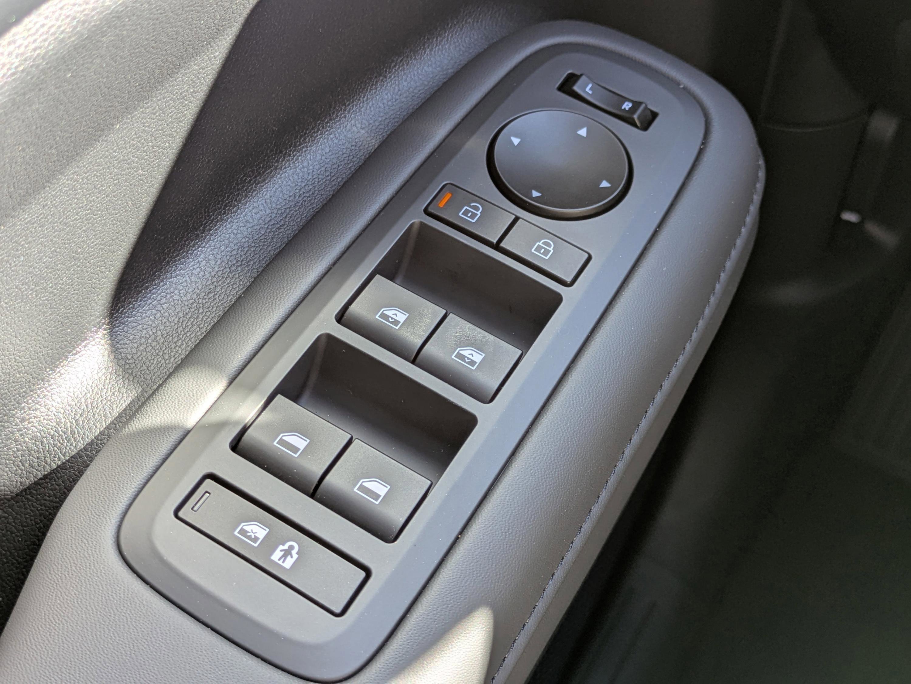 New 2026 Hyundai Santa Fe SEL image 27