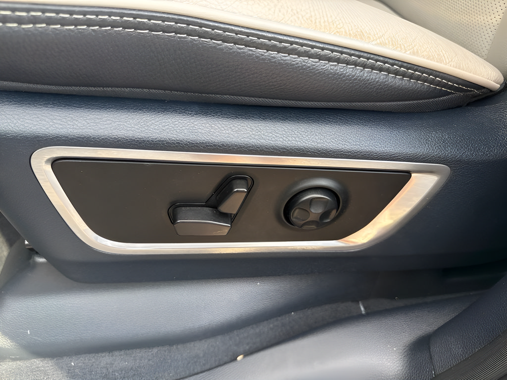 Used 2023 RAM 1500 Limited AWD/4WD image 19