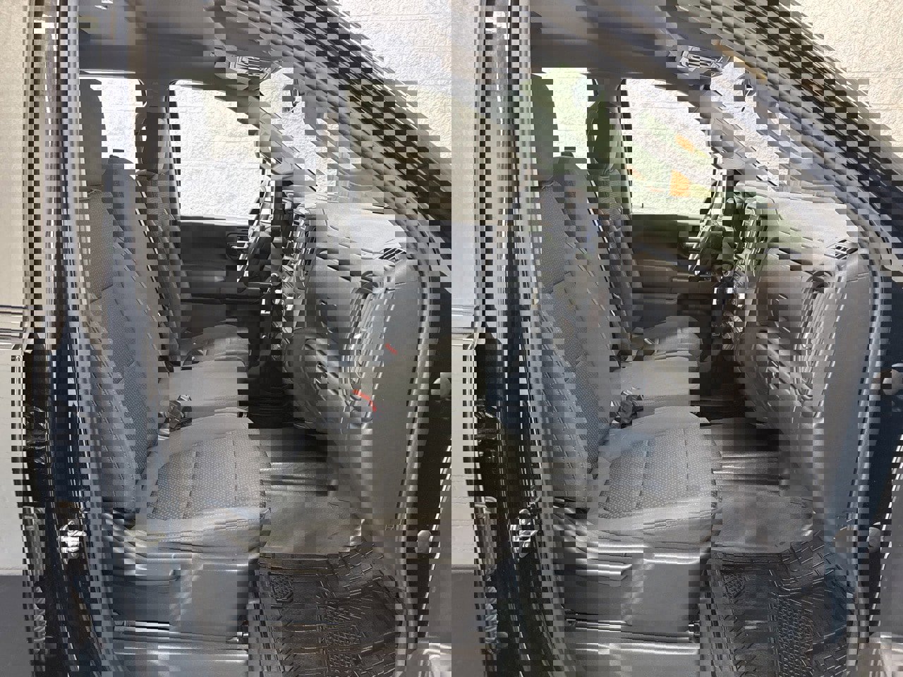 Used 2022 GMC Sierra 2500 Pro w/ Convenience Package image 43