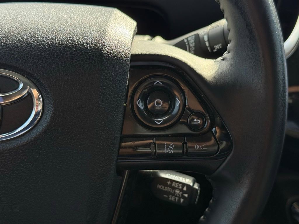 Used 2022 Toyota Prius Prime XLE image 25