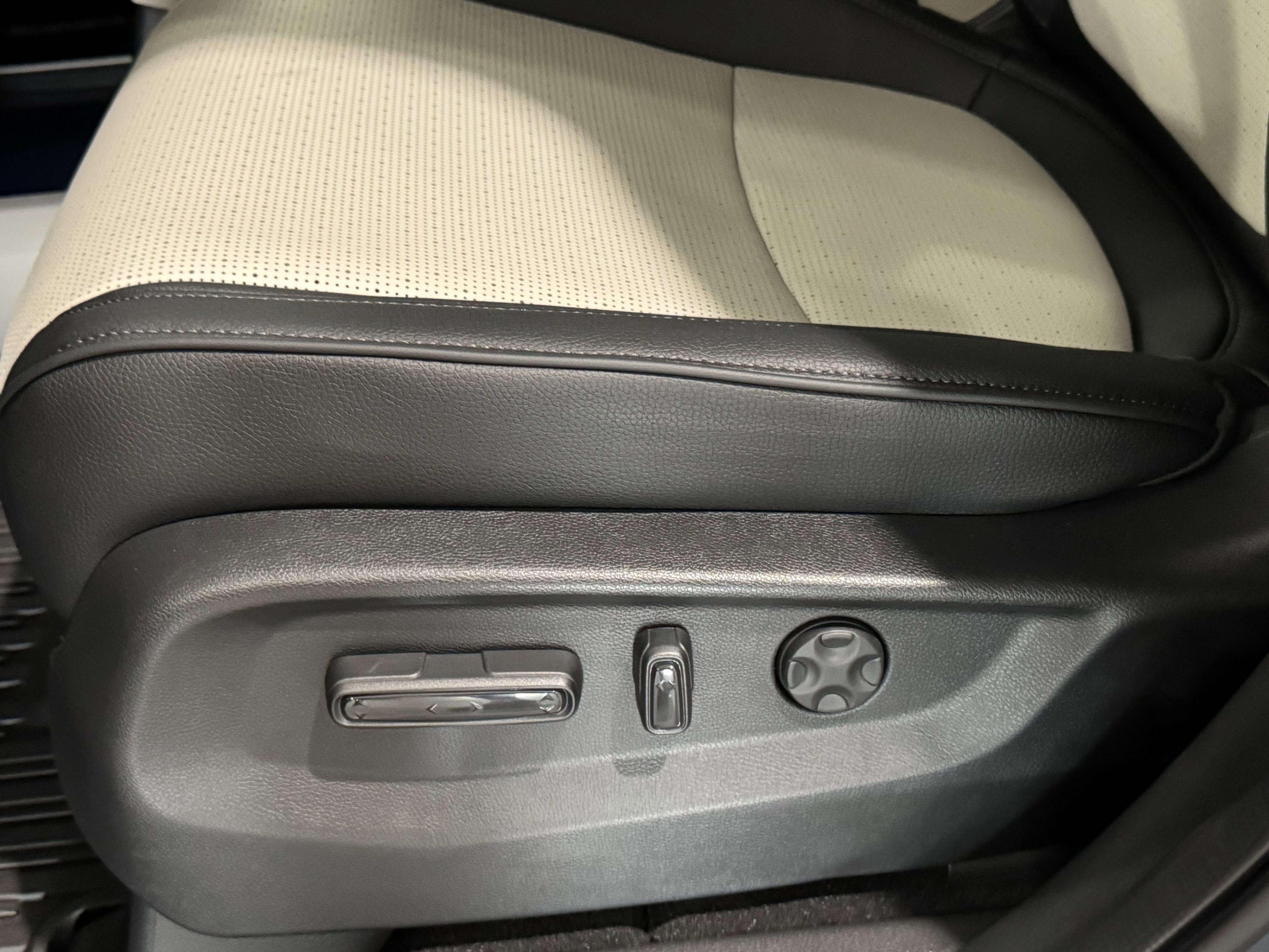 New 2026 Honda Odyssey Elite image 27