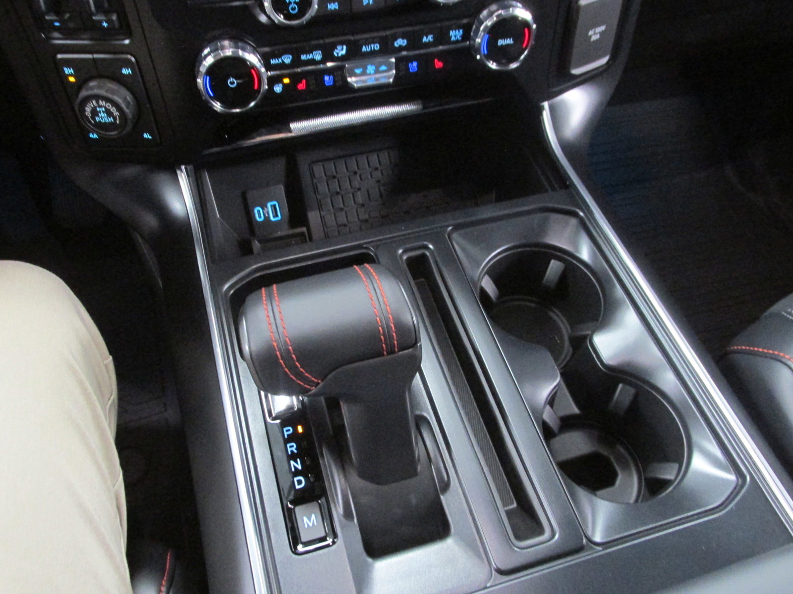 New 2024 Ford F150 Raptor AWD/4WD image 37