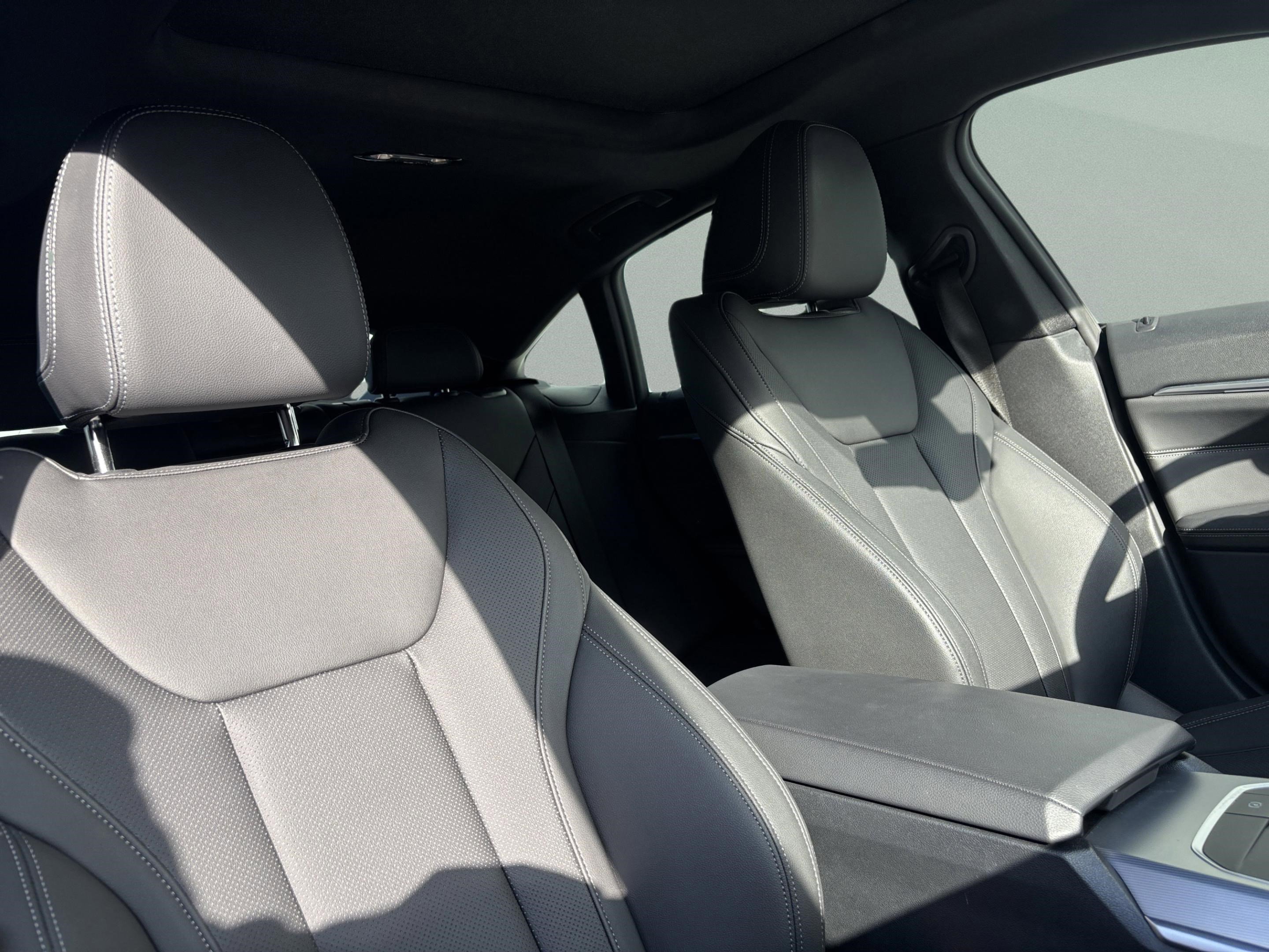 Used 2023 BMW i4 eDrive35 w/ Premium Package image 24