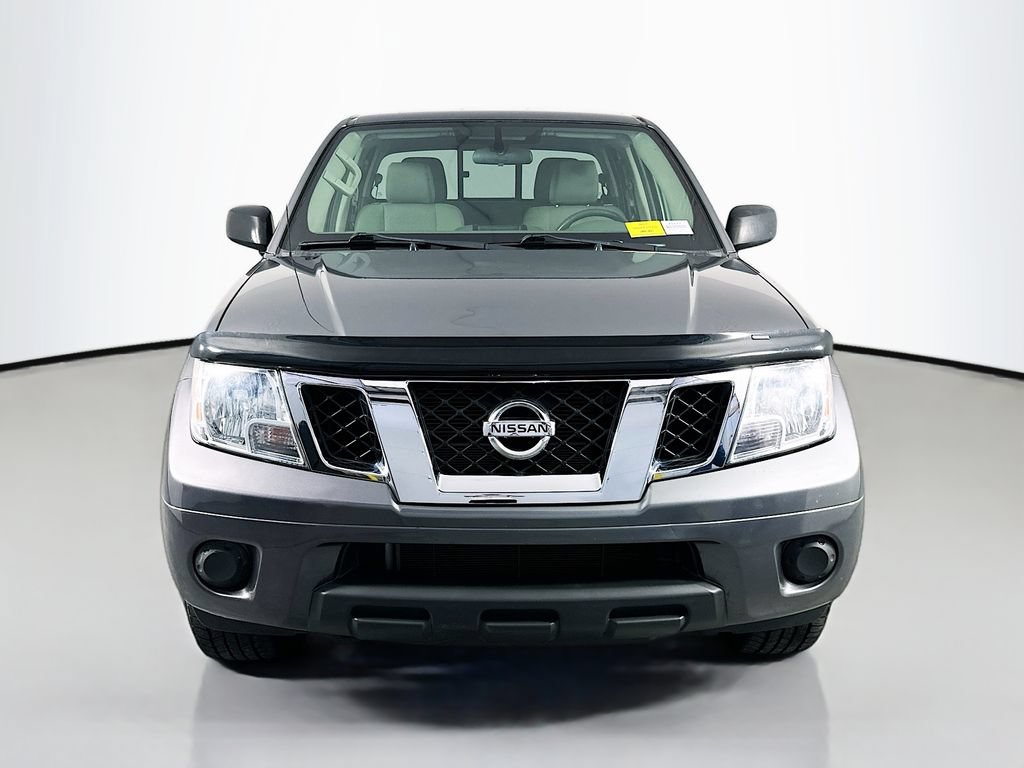 Used 2020 Nissan Frontier SV AWD/4WD image 2