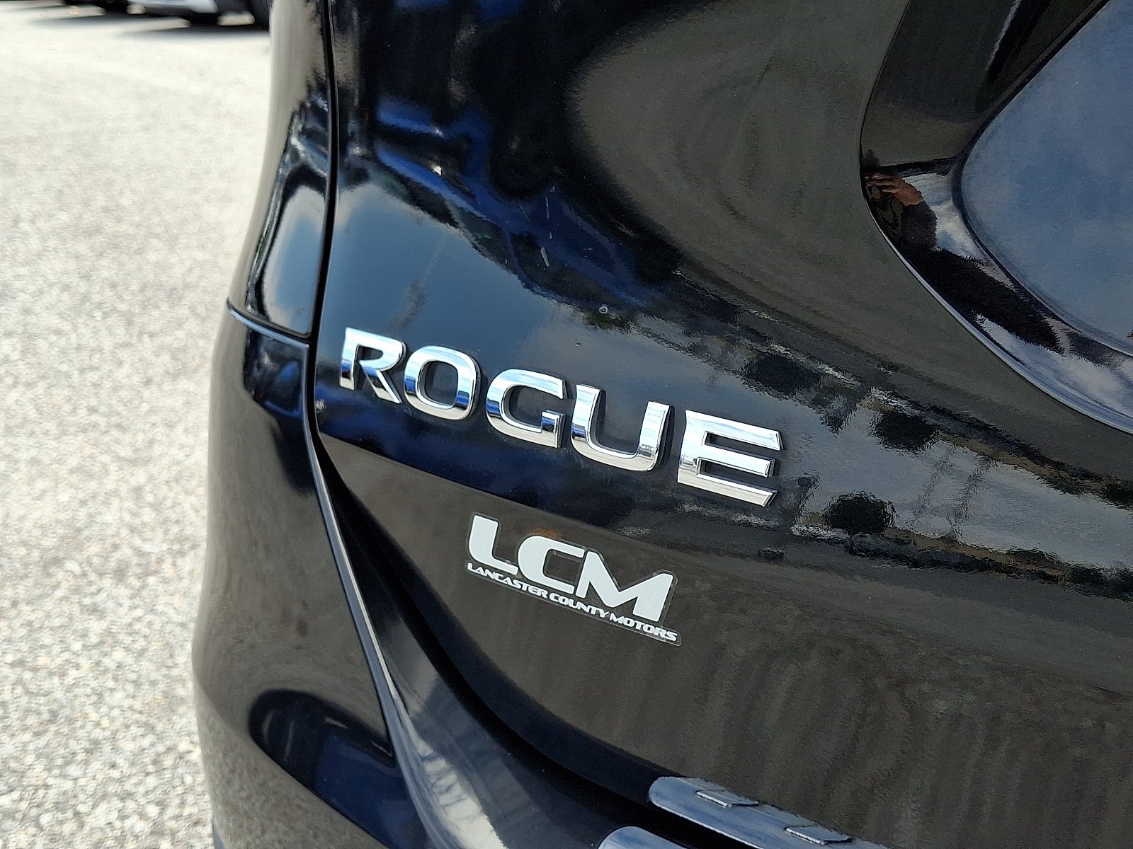 Used 2016 Nissan Rogue SV w/ SV Premium Package FWD image 30