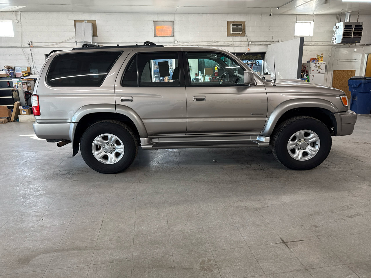 Used 2002 Toyota 4Runner SR5 image 70