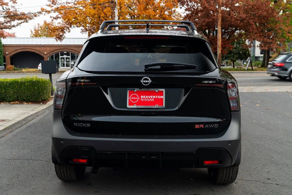 New 2026 Nissan Kicks SR w/ Cold Weather Package AWD/4WD image 5