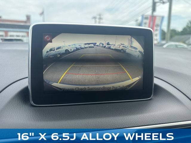 Used 2016 MAZDA MAZDA3 i Touring w/ Popular Equipment Package FWD image 20