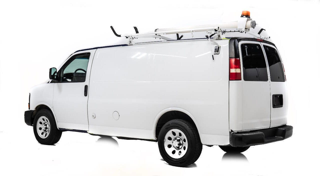Used 2013 Chevrolet Express 1500 image 4