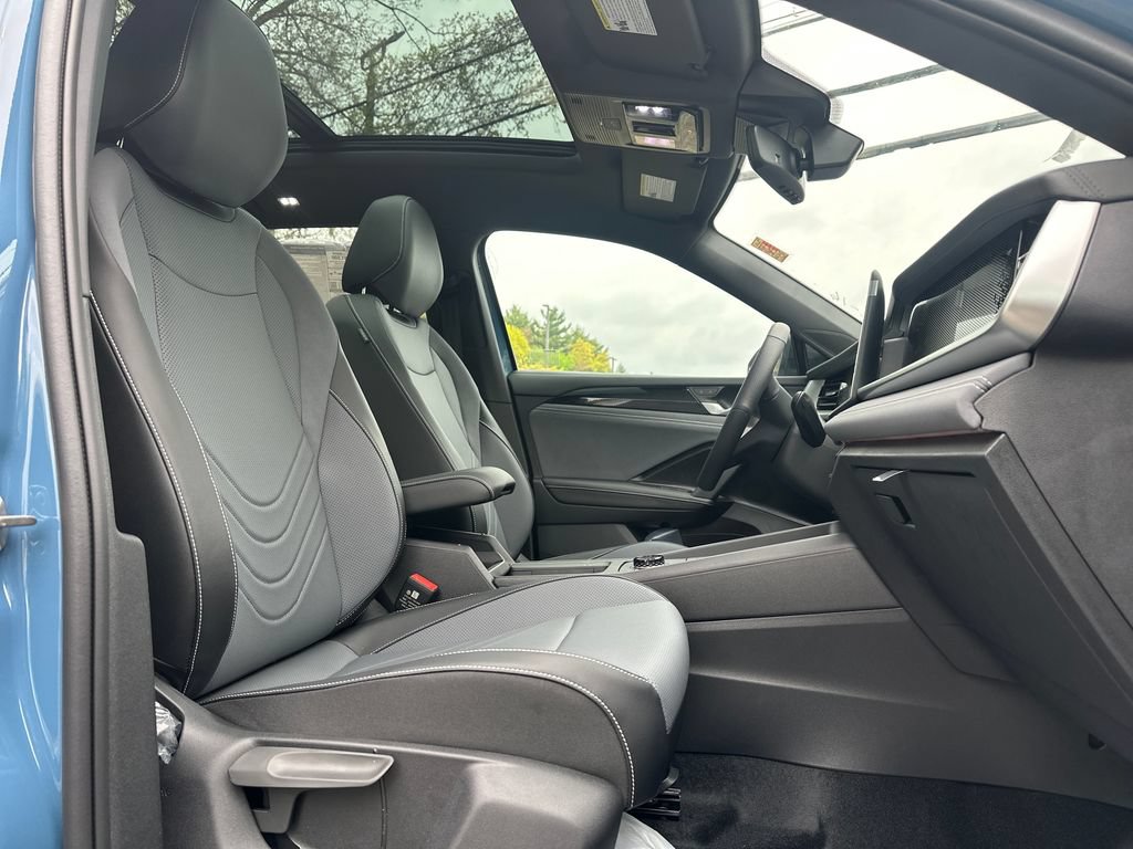 New 2026 Volkswagen Tiguan SE R-Line AWD/4WD image 16