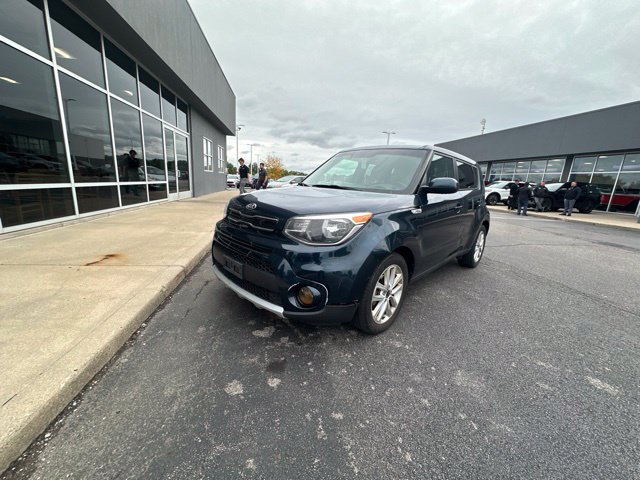 Used 2017 Kia Soul + FWD image 2