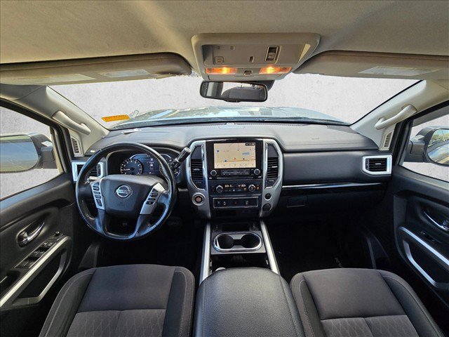 Used 2021 Nissan Titan SV w/ SV Convenience Package RWD image 17